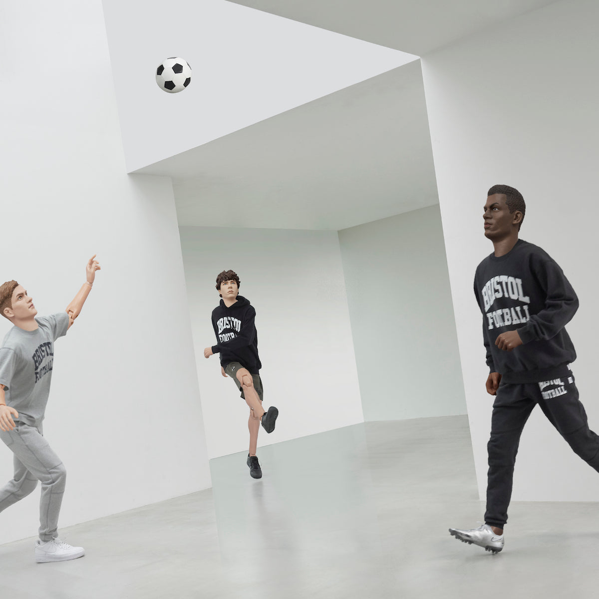 F.C. REAL BRISTOL X REIGNING CHAMP