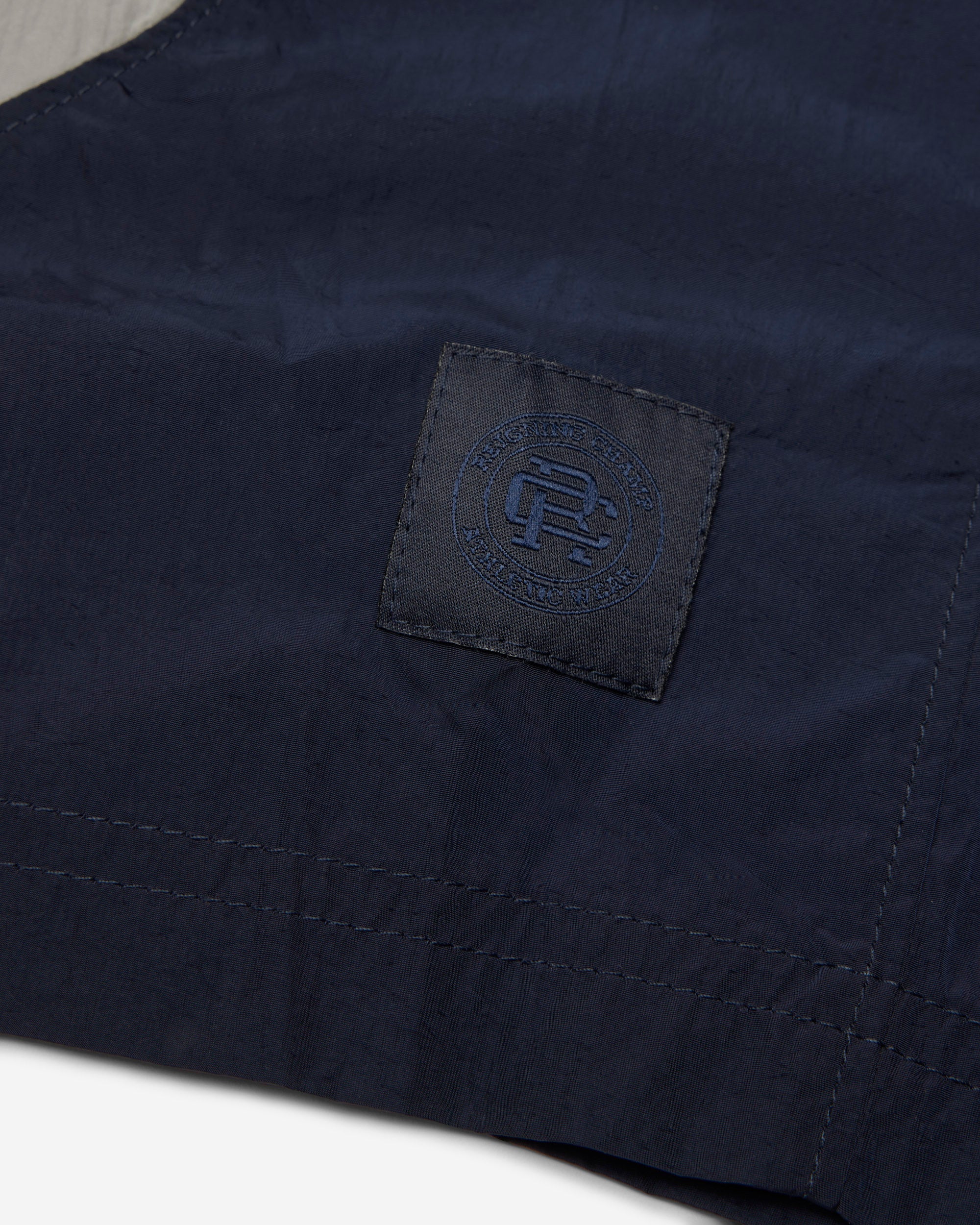 Crinkle Nylon Radar Standard Short 6"