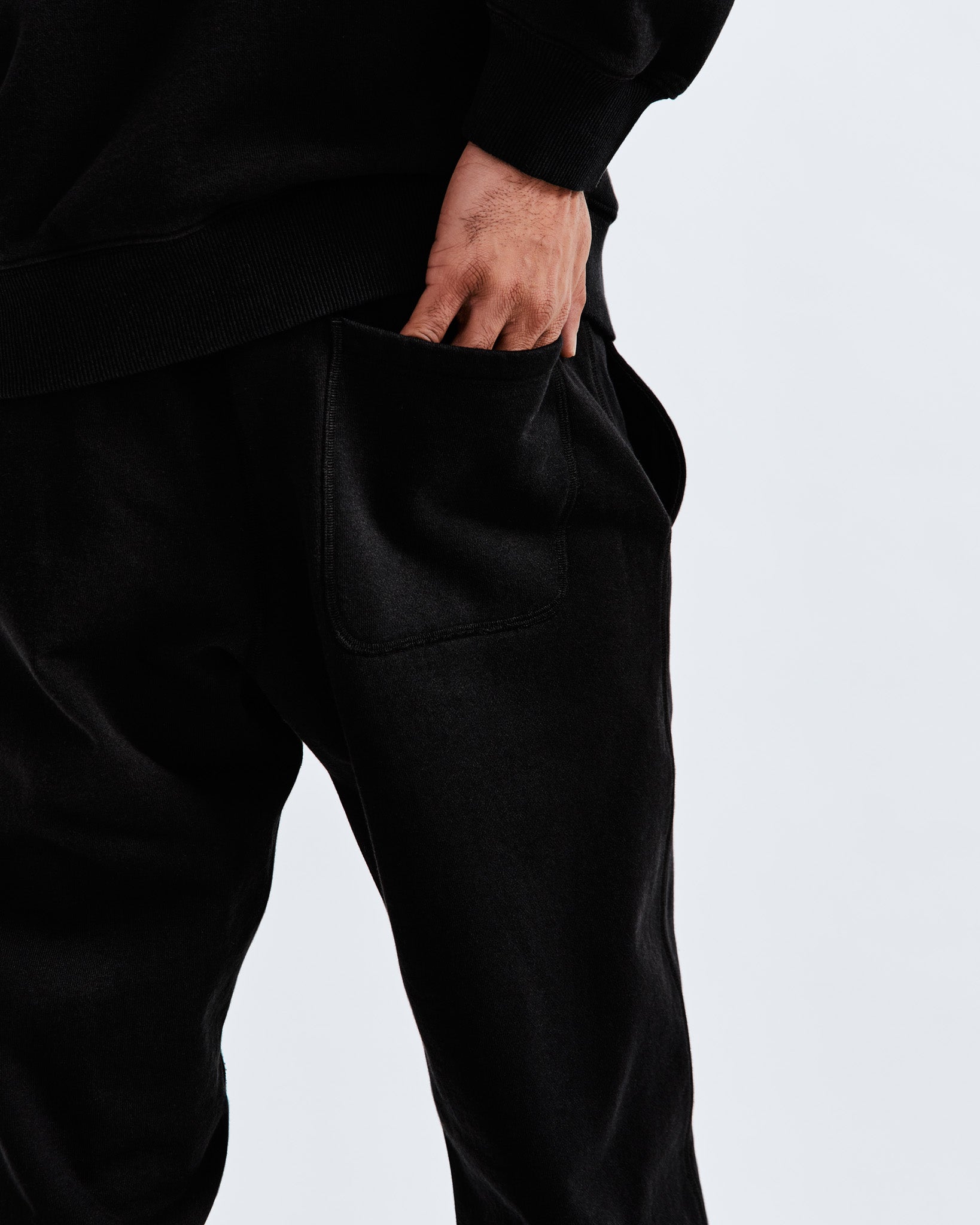 Heavyweight Fleece Cuffed Sweatpant