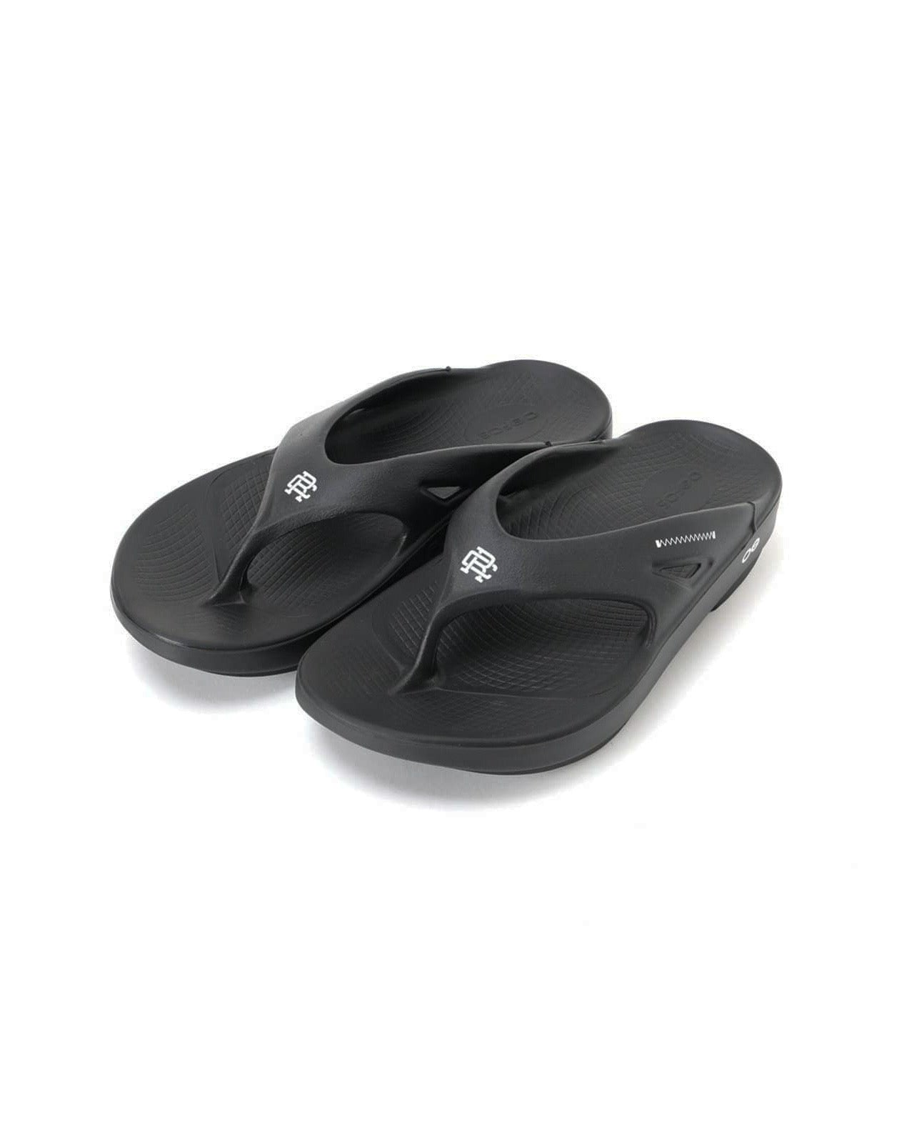 【日本限定】Reigning Champ X OOFOS OOriginal
