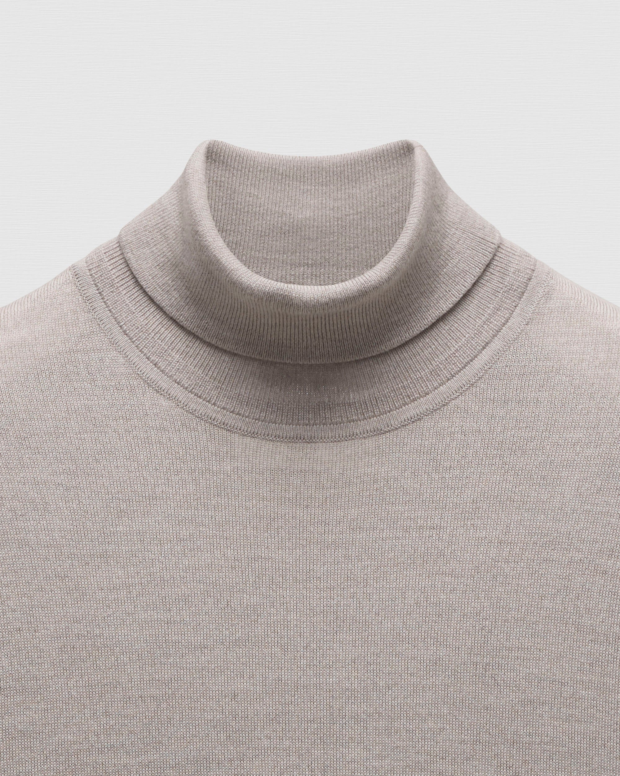 Lightweight Merino Harry Roll Neck