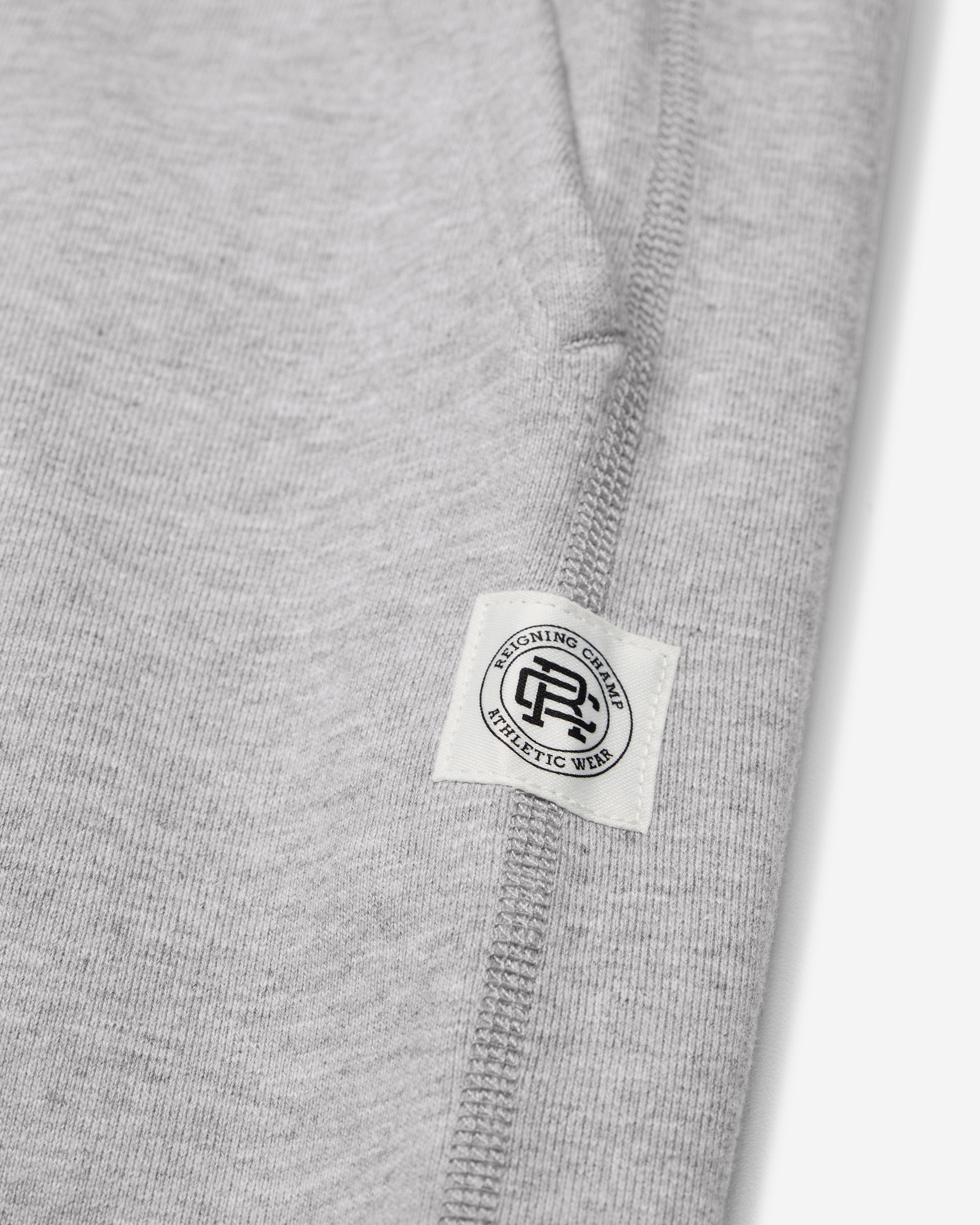 Midweight Terry Relaxed Cuffed Sweatpant